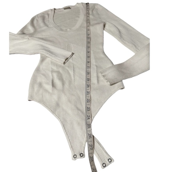 Y2K Abercrombie & Fitch Bodysuit | Ivory Ribbed Knit | Long Sleeve Scoop Neck - Picture 11 of 15